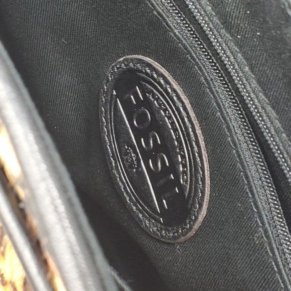 Fossil Memoir Cheetah Leather Crossbody Bag - Picture 5 of 17